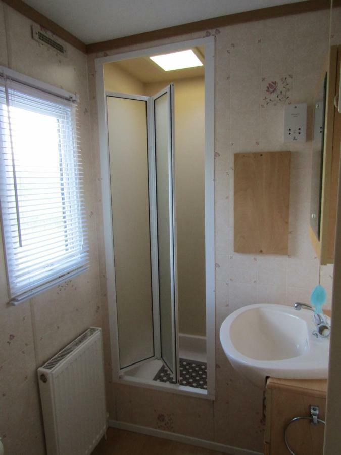 Fenlake Holiday Accommodation Metheringham Екстериор снимка
