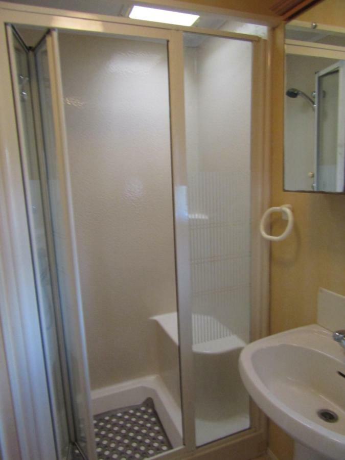 Fenlake Holiday Accommodation Metheringham Екстериор снимка