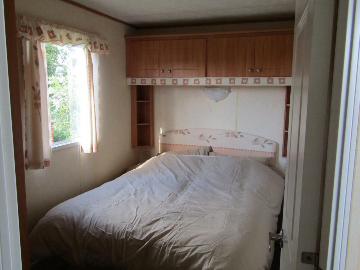 Fenlake Holiday Accommodation Metheringham Екстериор снимка